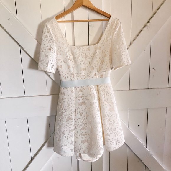 Ivory lace RW & Co Dress - Picture 1 of 3